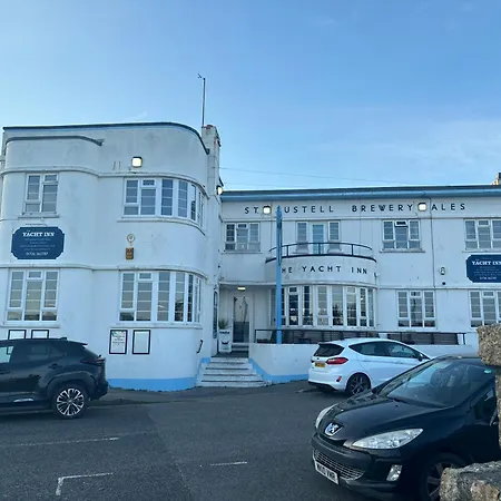 The Yacht Locanda Penzance